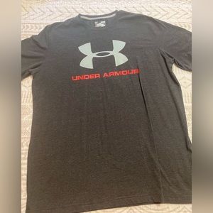 Nice UnderArmor Tshirt